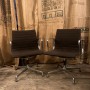 wandel-antik-04116-original-charles-eames-alu-chairs-von-vitra